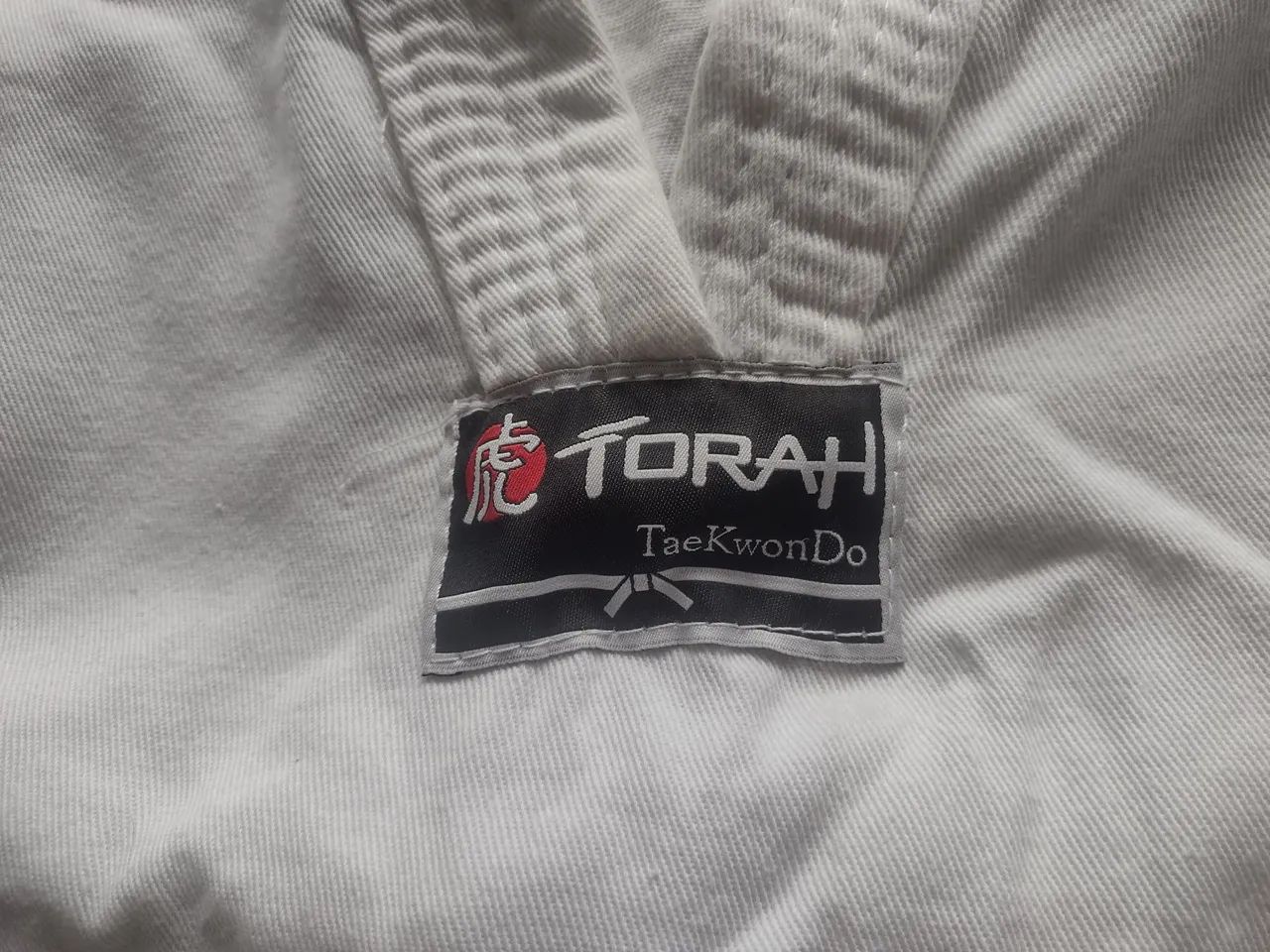 Dobok de Taekwondo Adulto 