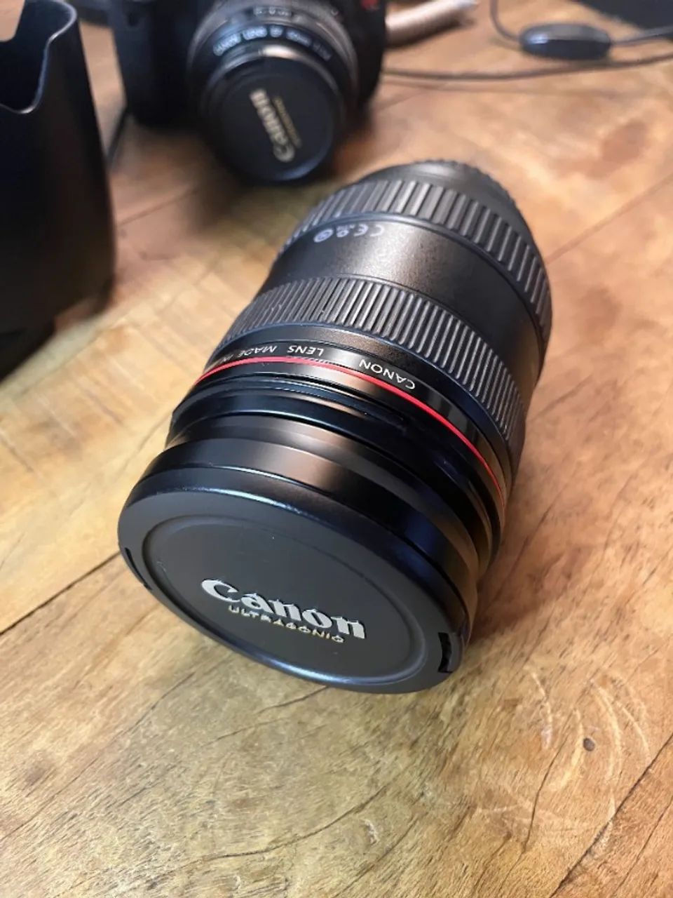 Lente Canon Ef 24-70 Mm F/2.8l - Foto 3