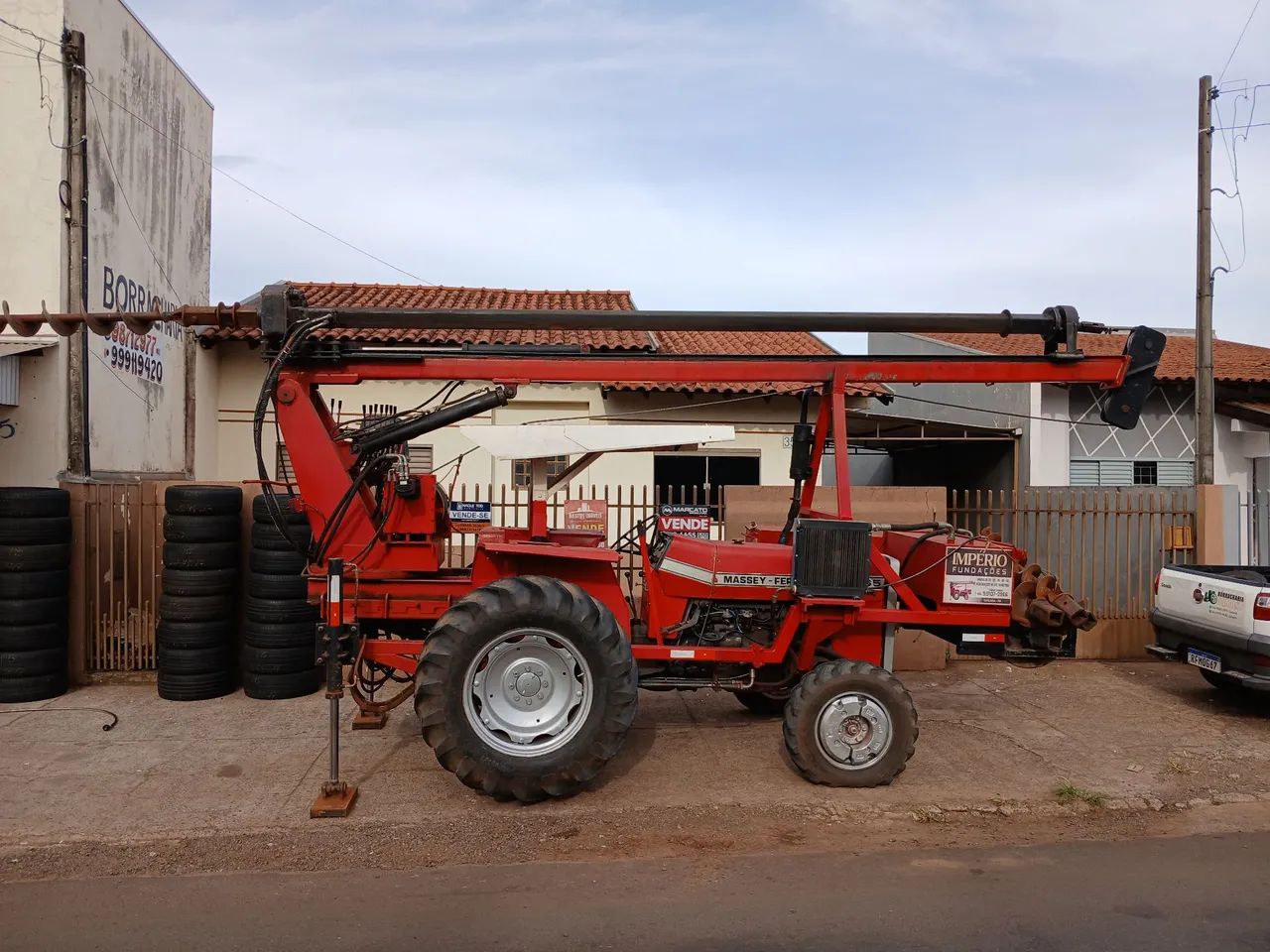 Perfuratriz hidráulica sobre trator  - Foto 11