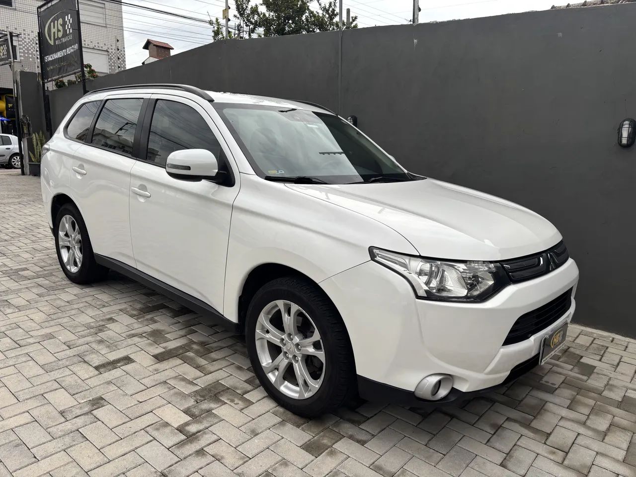 Mitsubishi Outlander 2015