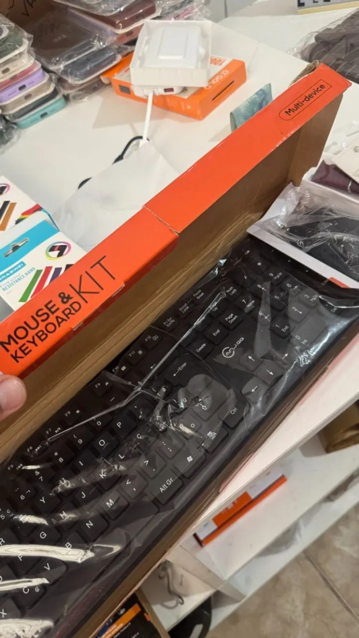 Kit Teclado Sem Fio + Mouse Sem Fio Óptico