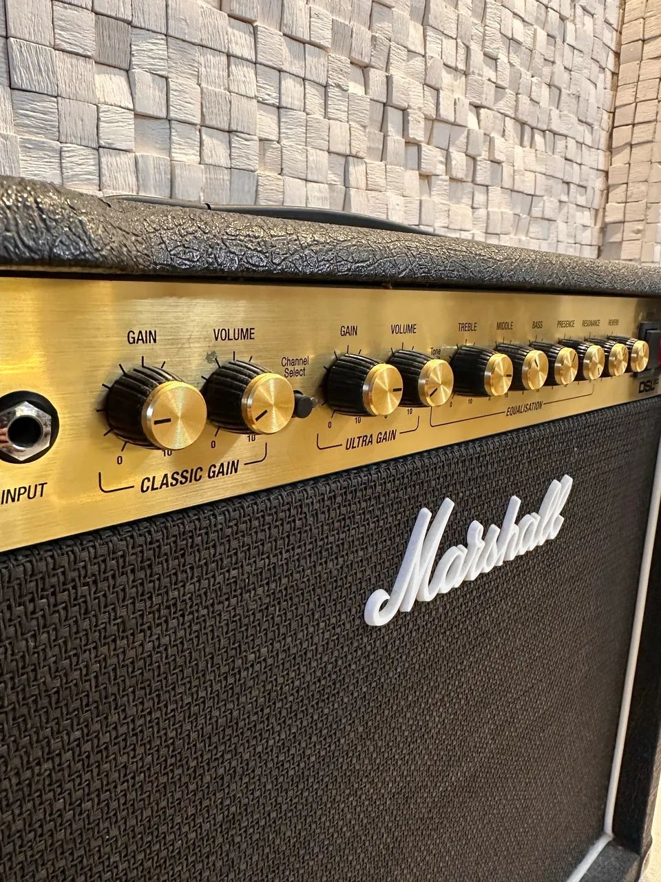 Amplificador Marshall DSL20CR Valvulado 20w - Foto 3