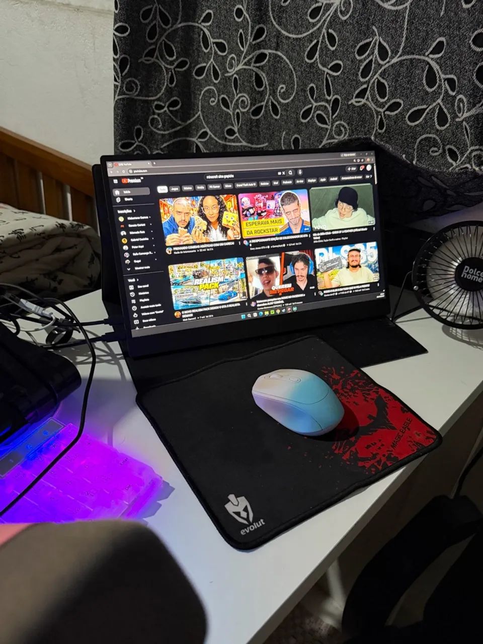 Notebook gamer 4070 i7 com segunda tela  - Foto 2