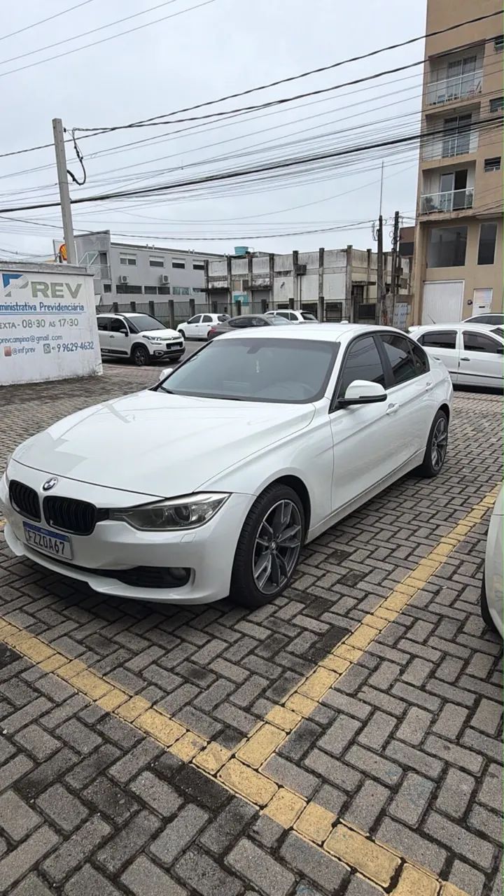 BMW 320I A 2012