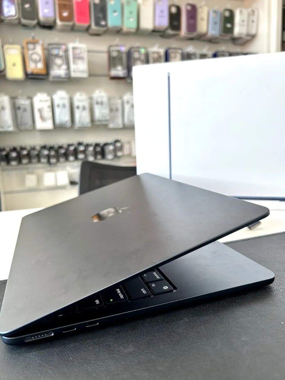 MacBook Air M3  8/256gb 2024 - Foto 2