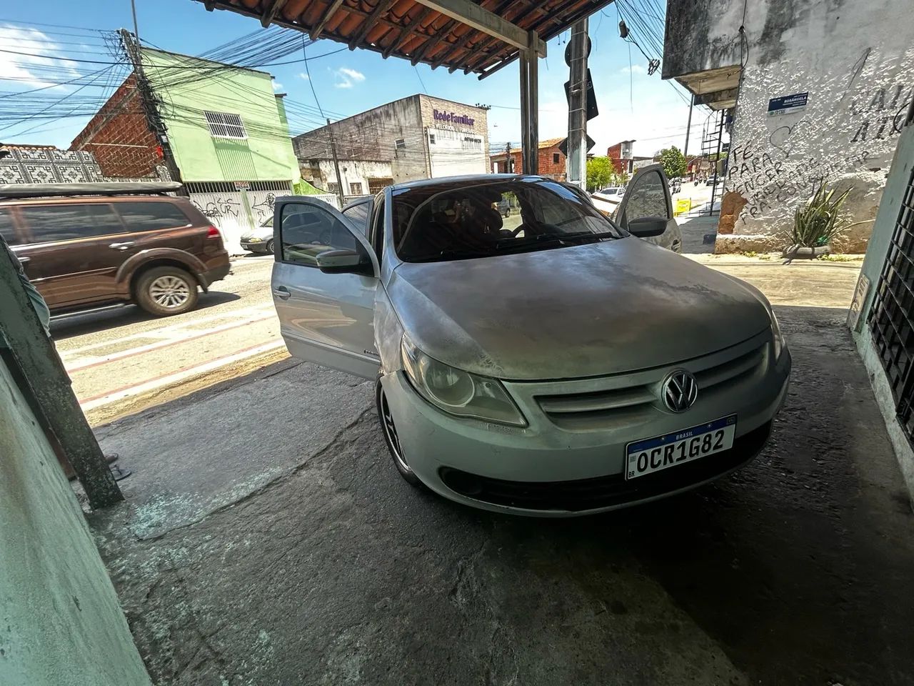 Volkswagen Voyage VOYAGE TREND 1.6 Mi Total Flex 8V 4p 2012