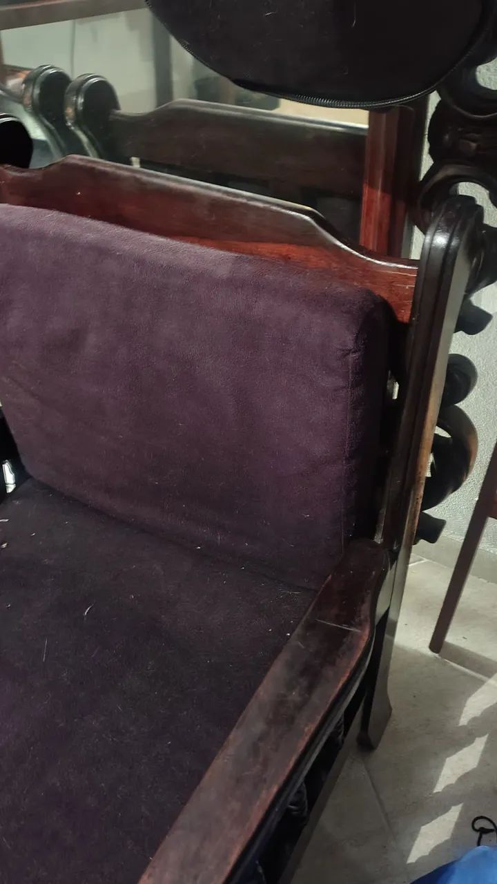 Poltronas de madeira maciça  - Foto 4