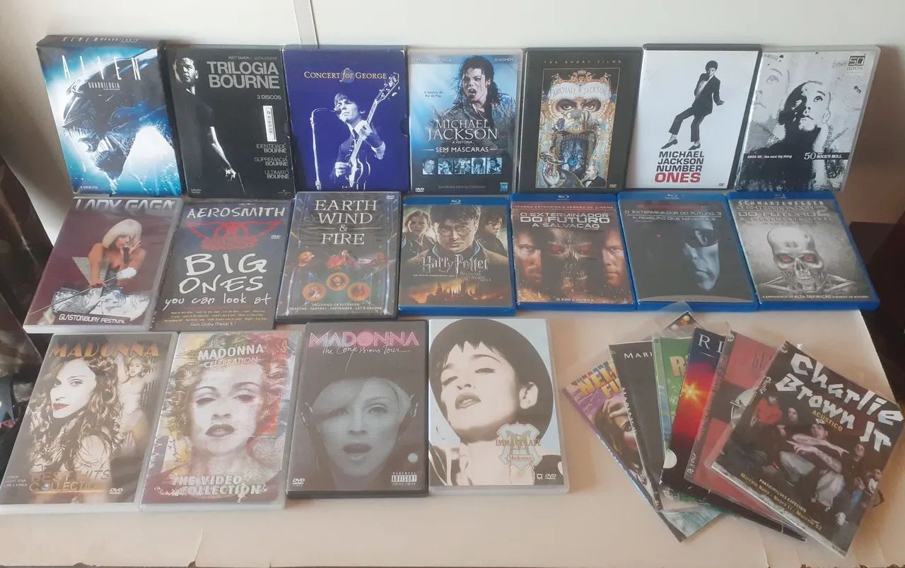 Selling a batch of DVDs; 20 are original and in brand-new condition