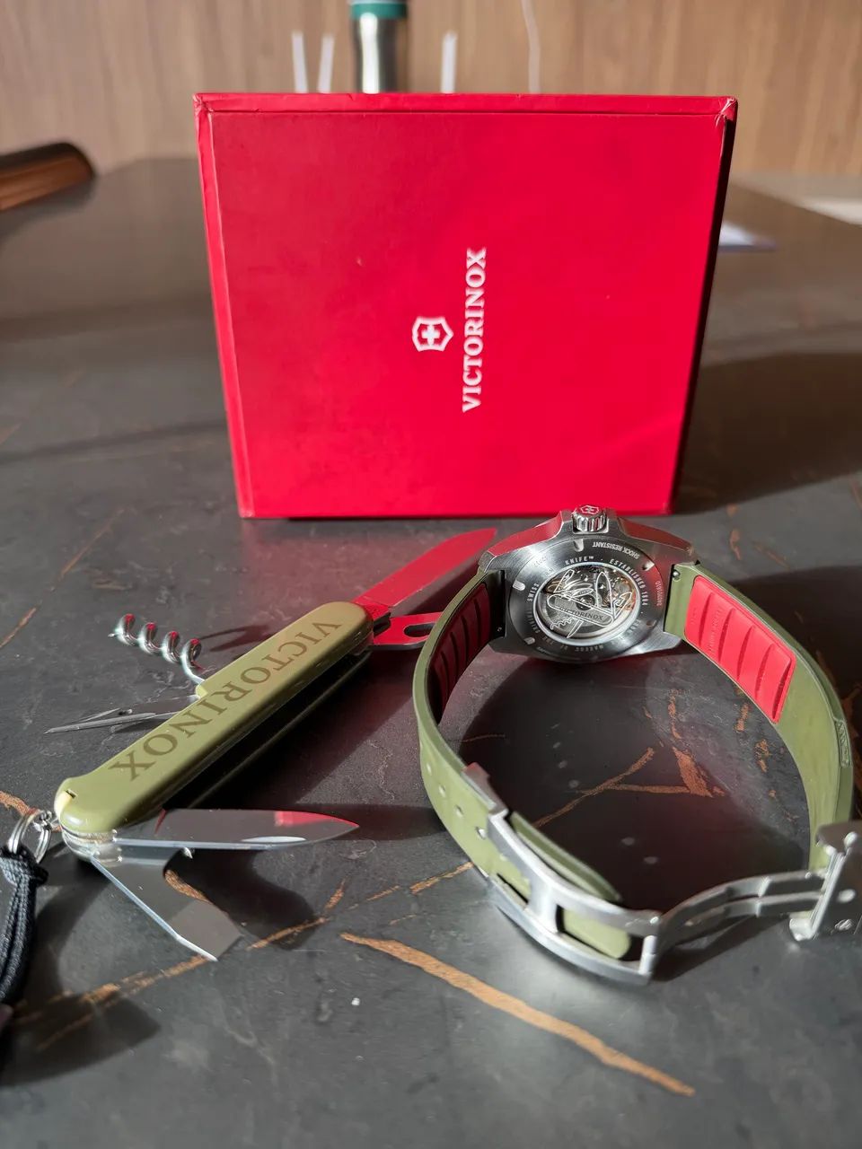 Relógio Victorinox 242017.1 automático  - Foto 3