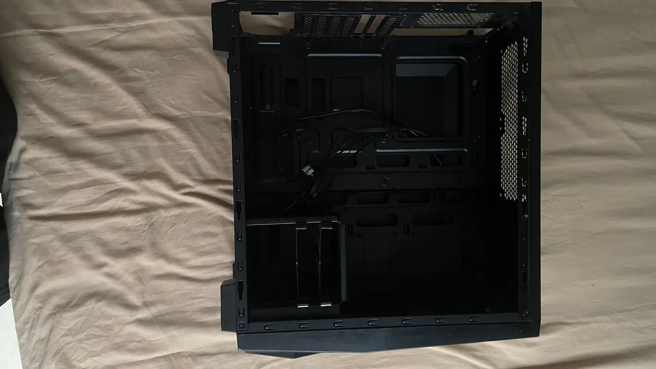 Gabinete Corsair Carbide SPEC-DELTA - Foto 4