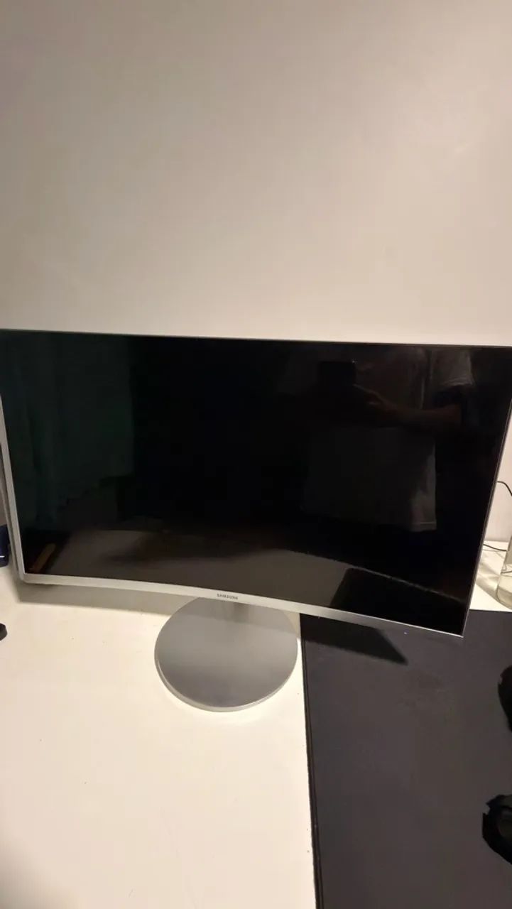 Monitor Samsung C27F591FDL curvo de 27 polegadas FULL HD - Foto 4