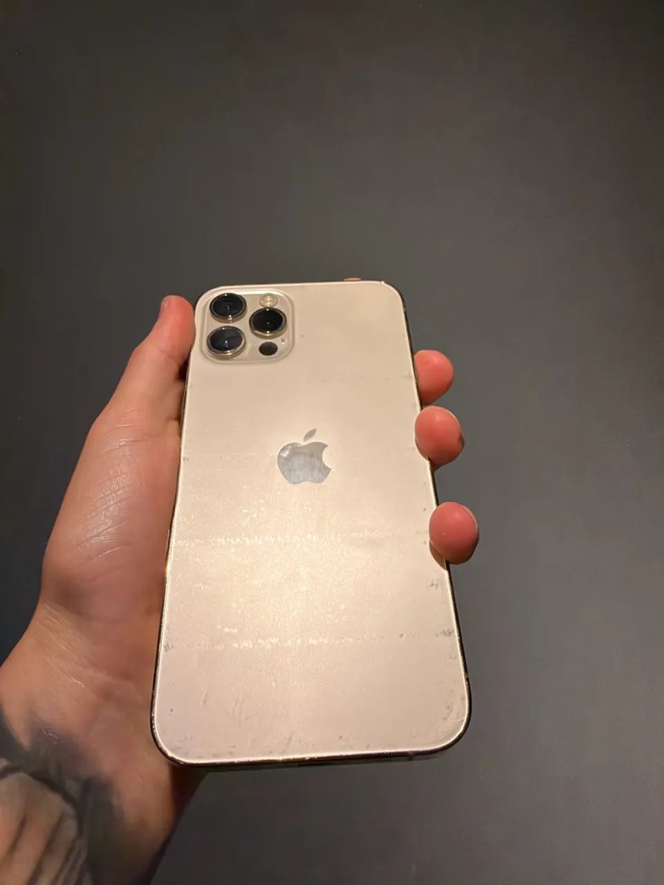 IPHONE 12 pro 256gb - 76% SEMINOVO - Celulares e Smartphones