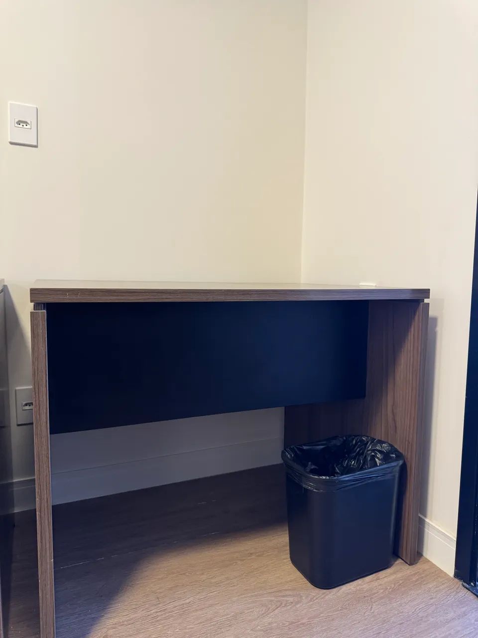 Mesa de escritório 0,90x0,68