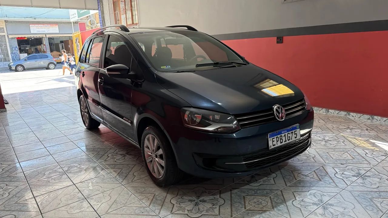 Volkswagen Spacefox SPORTLINE/HIGHLINE 1.6 T.Flex, foto 2 de 3