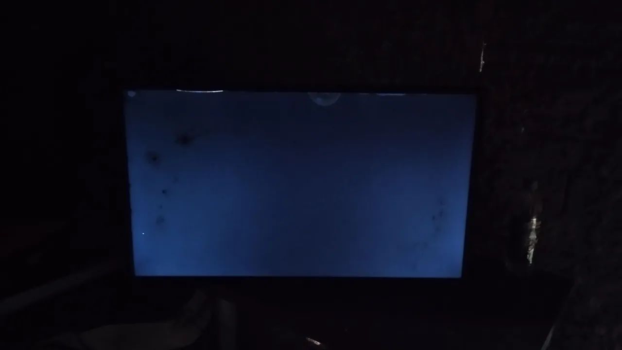 Vendo AOC Roku tv 32" com defeito