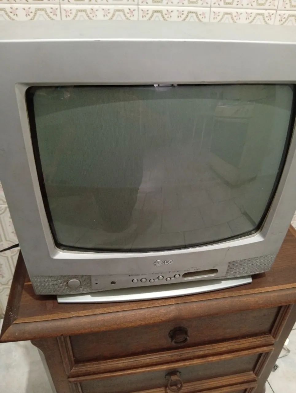 Tv antiga LG 14 polegadas funcionando 