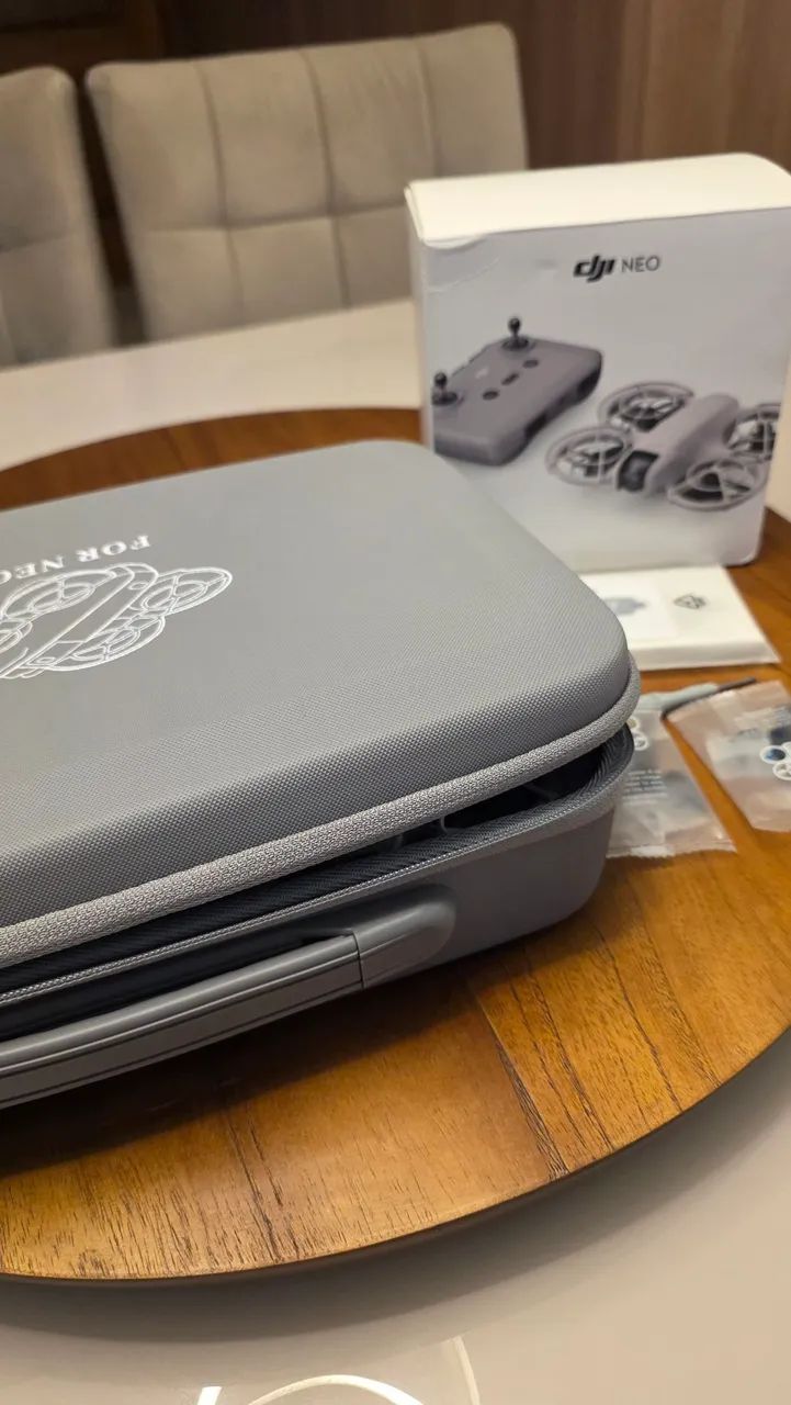 DJI Neo Fly More Combo + Controle + 3 Baterias + Case - Impecável - Foto 5