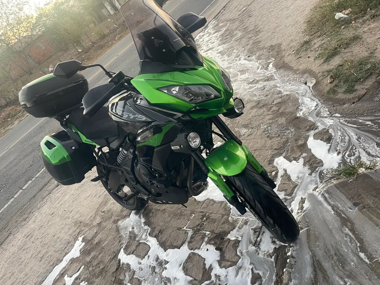 Vendo versys 650  - Foto 4