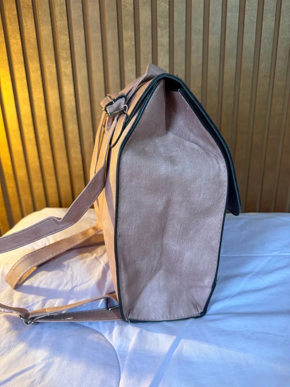 ? Mochila Guess Original Rosé - Moderna e Elegante ? - Foto 3