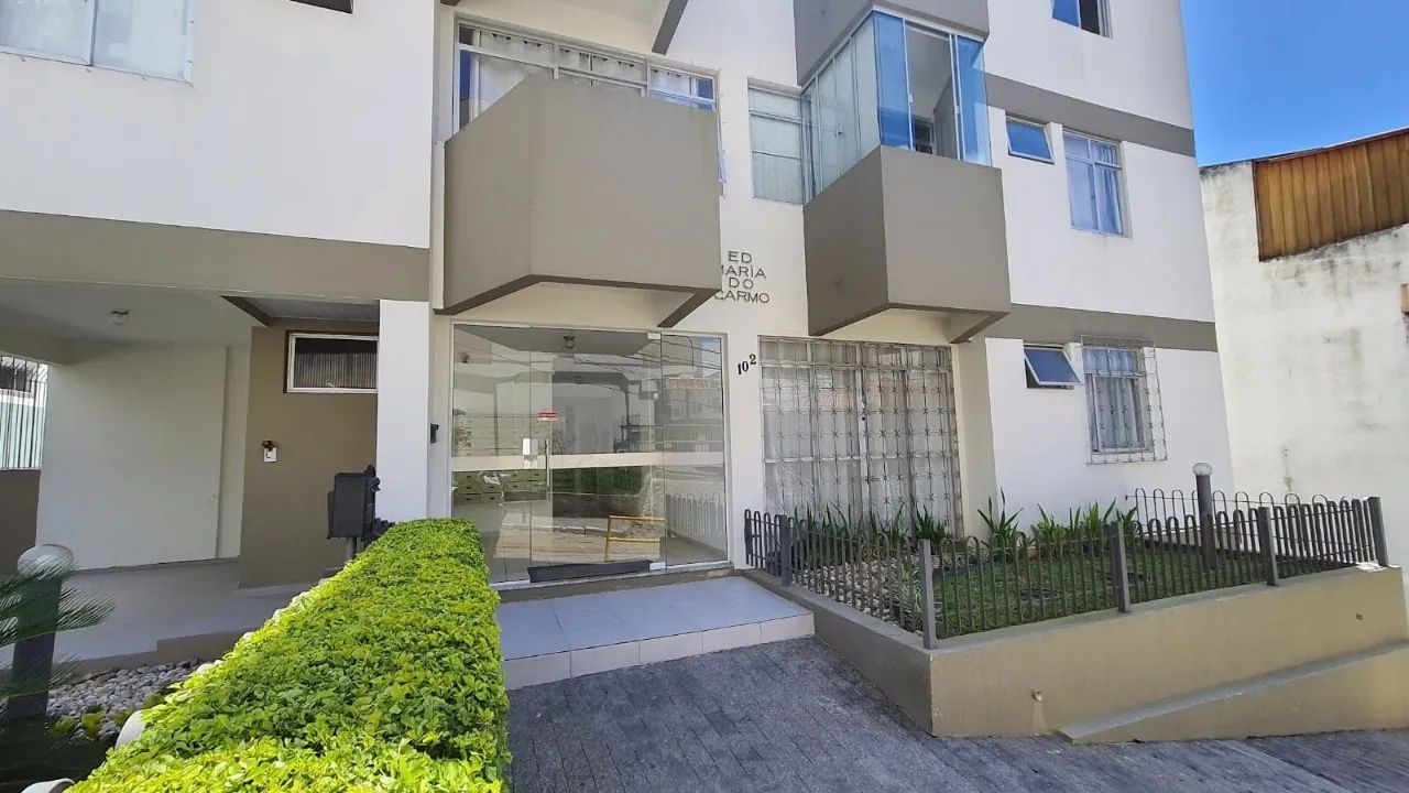 Apartamento de 2 dormitórios à venda na Carvoeira