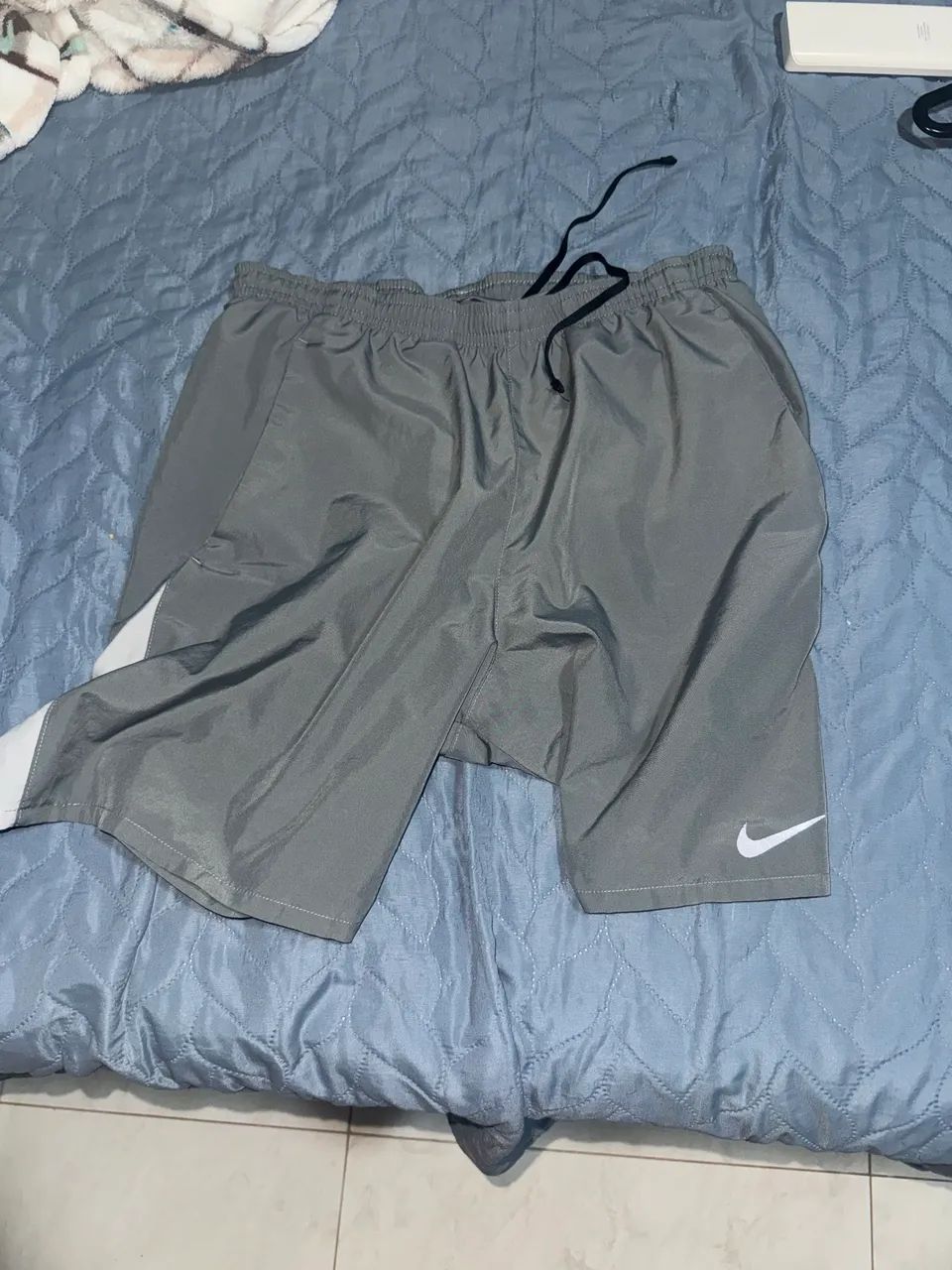 SHORT NIKE ACADEMIA TREINO