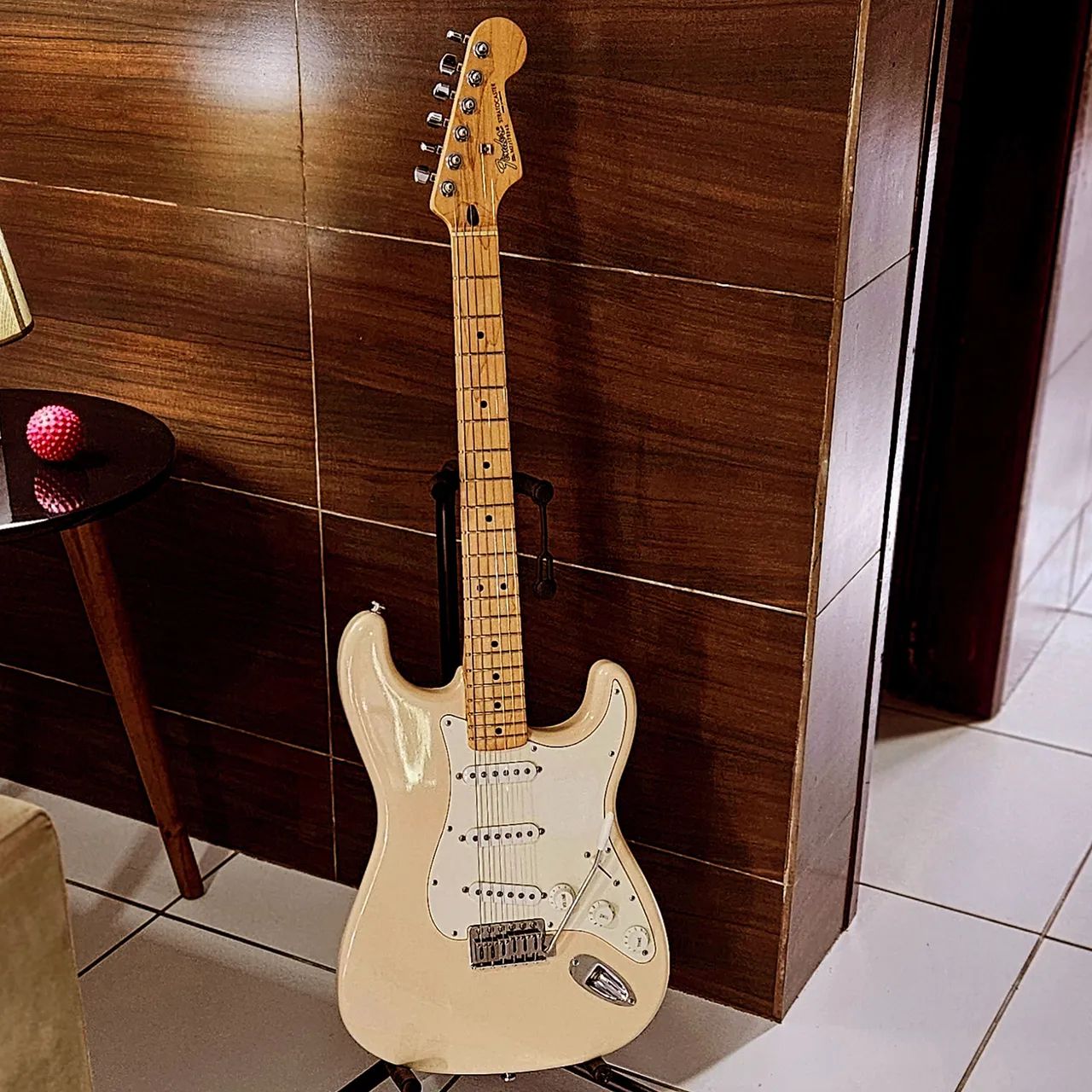 【fender】【美品】fender Mexico MADE IN MEXICO Fender Standard séries Made in México ano 2002. - Instrumentos