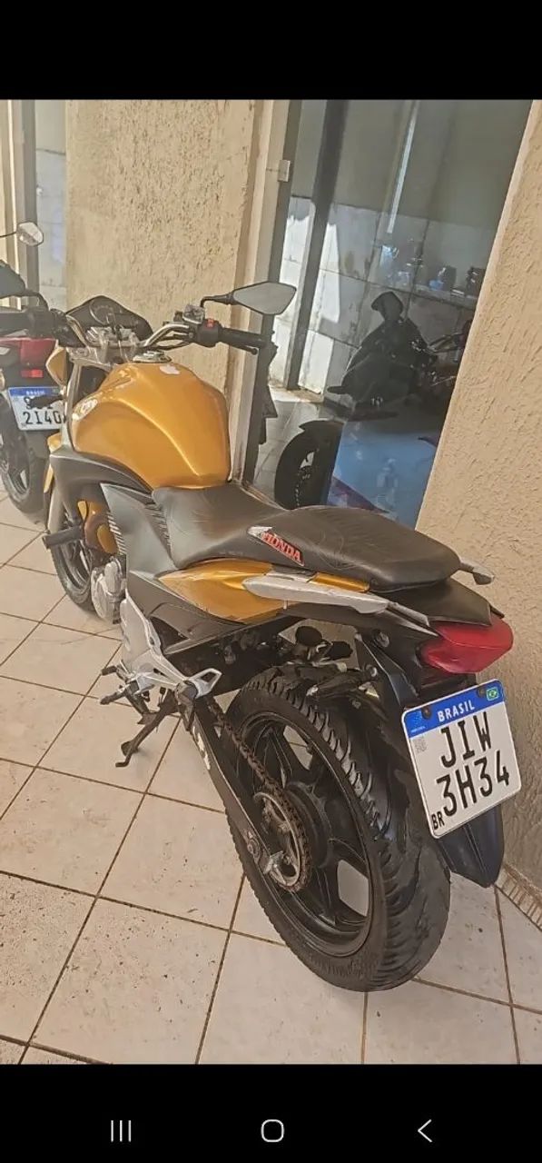 Cb 300 