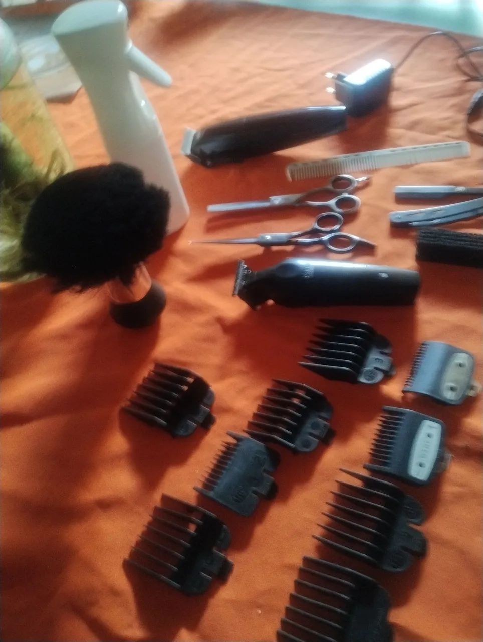Material para barbeiro e cabeleireira  - Foto 5