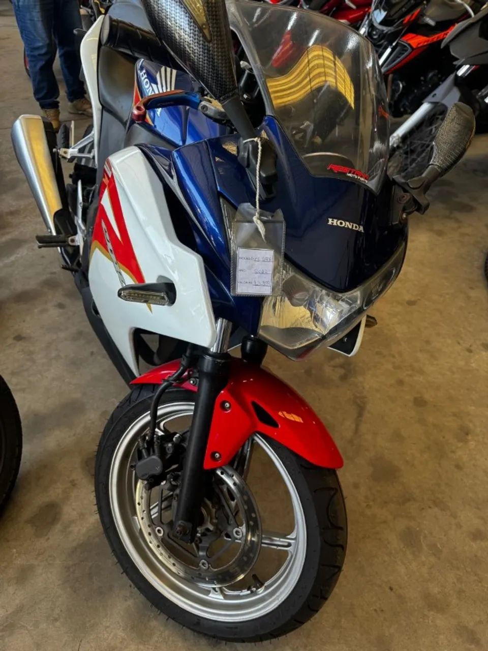 Honda CBR 250r 2012 - Foto 3