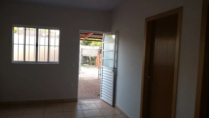 ALUGA-SE CASA - Foto 3
