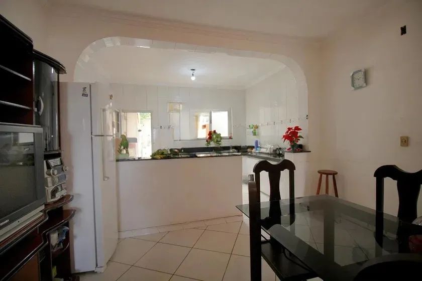 Casa à Venda - Santa Inês, 6 Quartos, 385 m2 - Foto 4