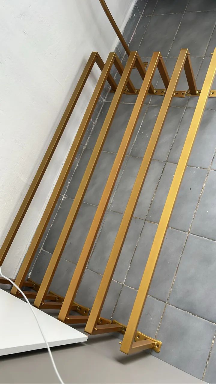 Arara vintage dourada  - Foto 2