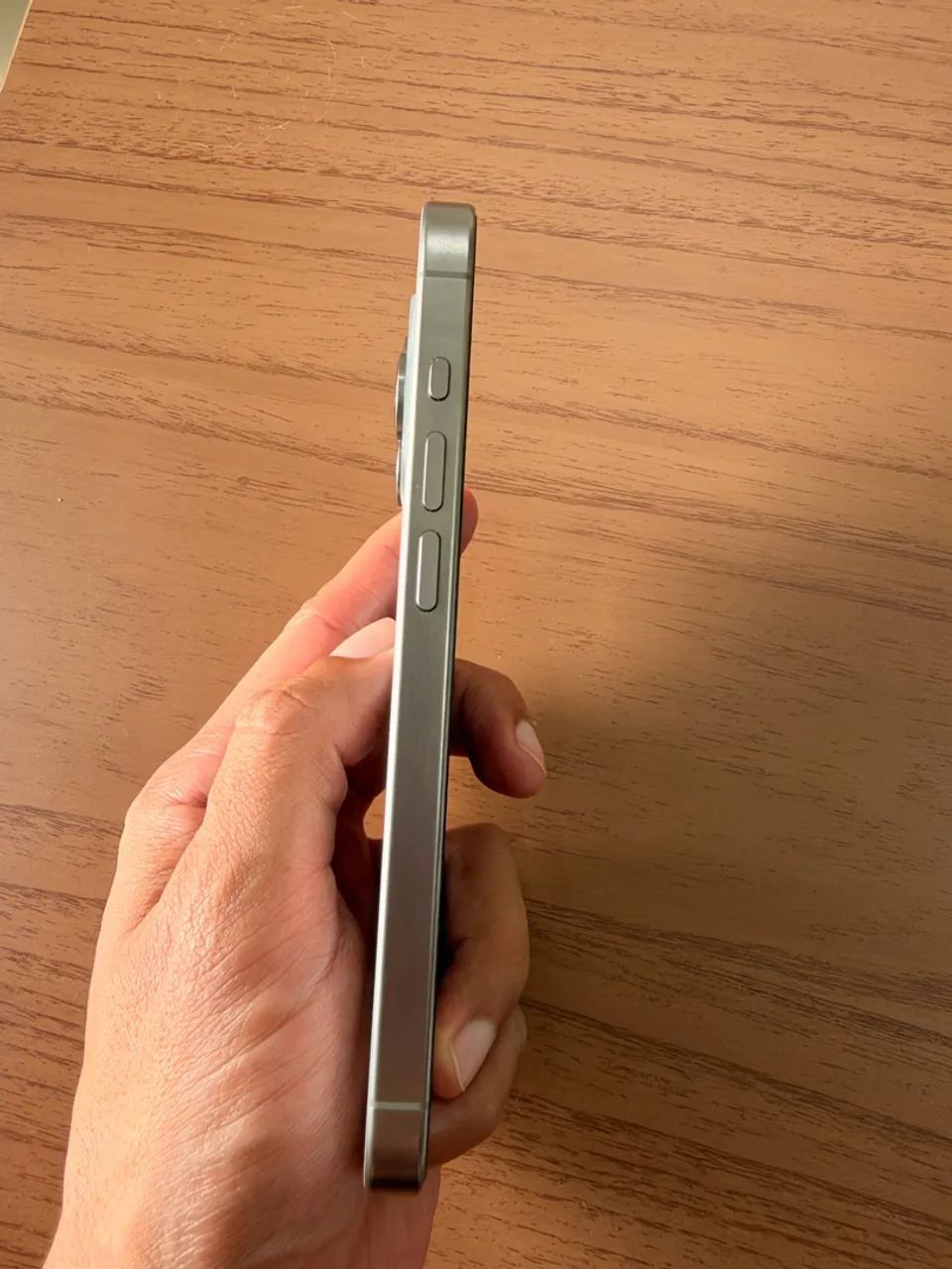 iPhone 15 pro 128gb bateria 84% - Foto 3