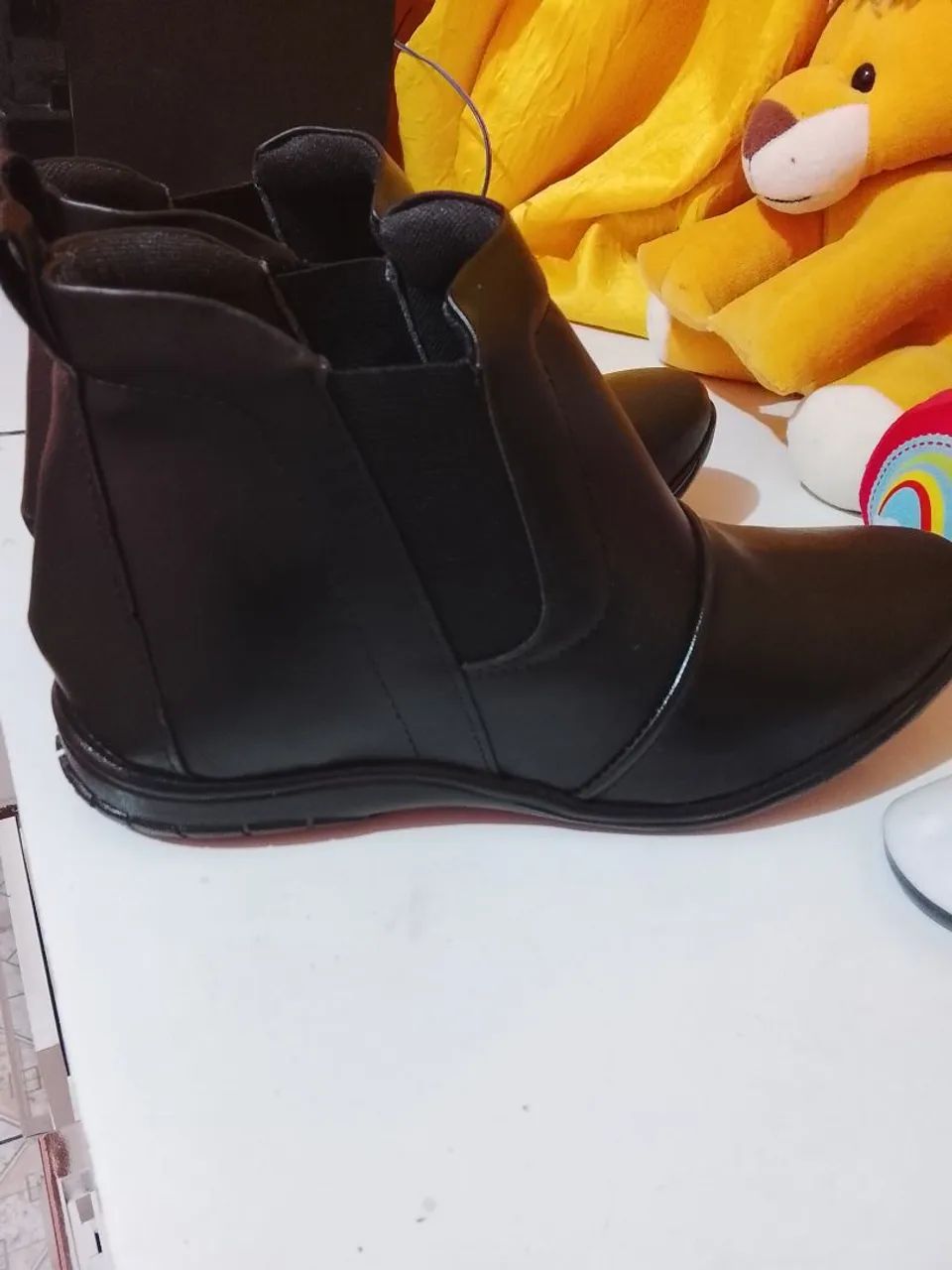 Bota feminina preta - Foto 2