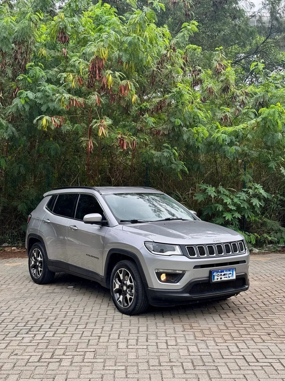 Jeep Compass COMPASS LONGITUDE 2.0 4x2 Flex 16V Aut. 2019