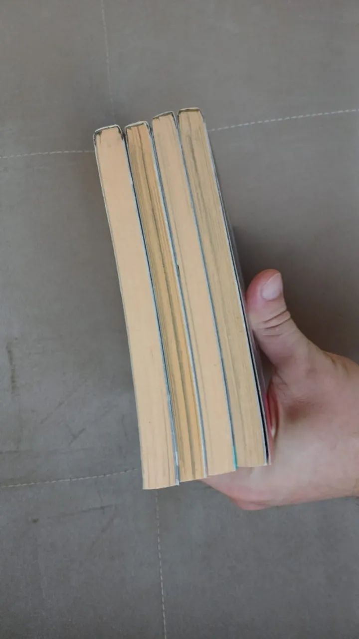 Another Vol 1 ao 4 - Foto 4