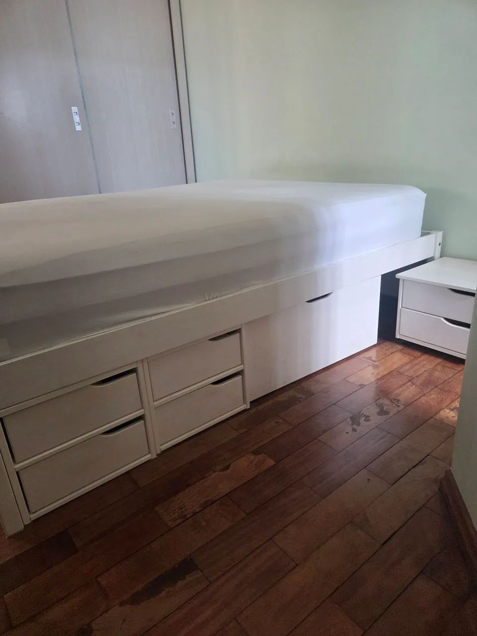 Cama Queen Madeira Maciça com Gavetões  - Foto 3