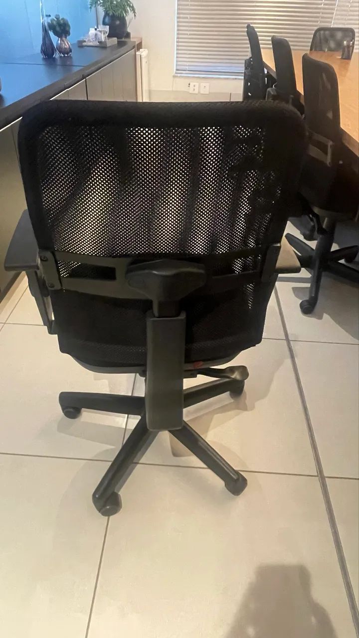 Cadeira de escritório  - Foto 3