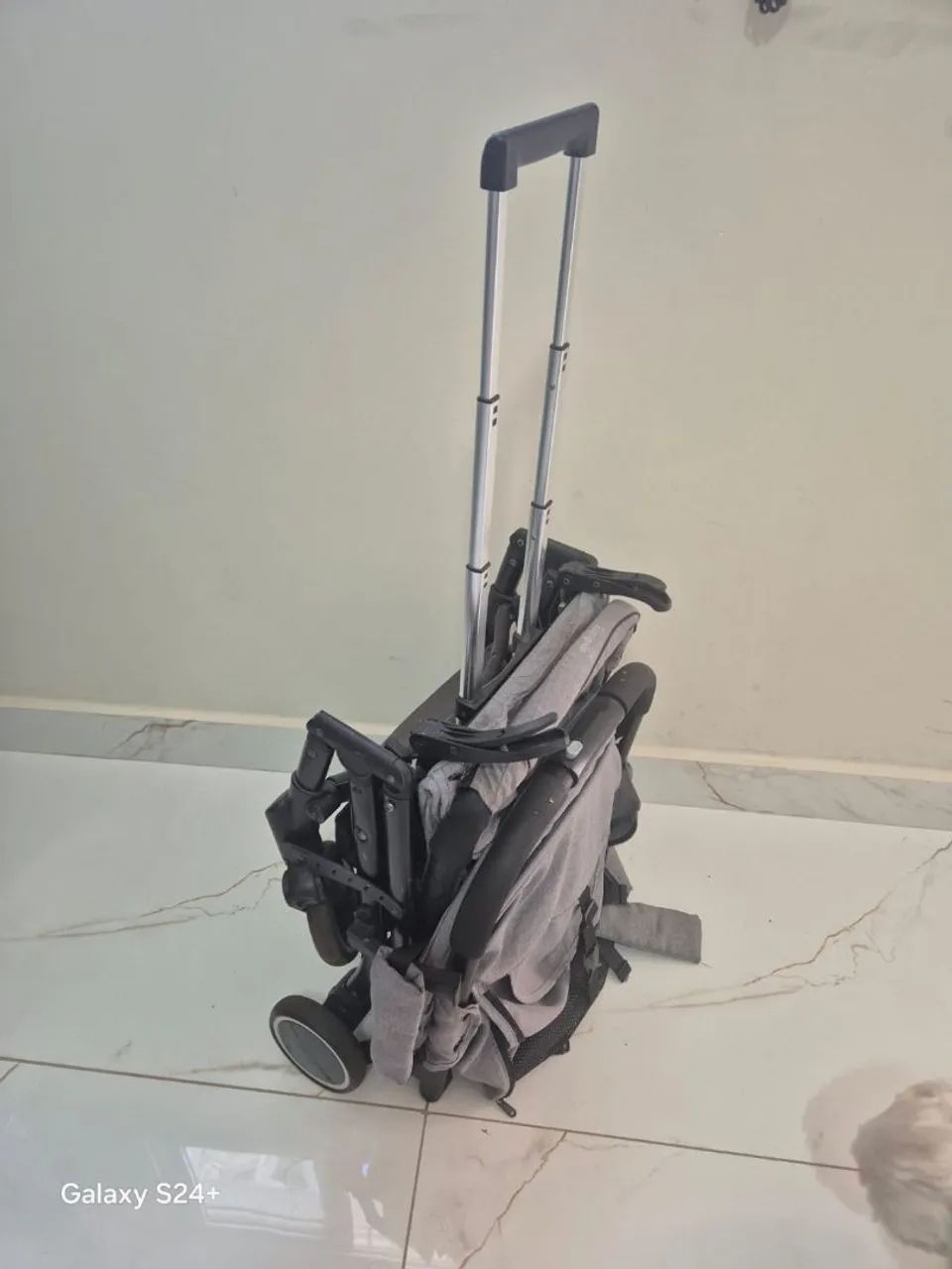 Carrinho de Bebê Dobrável - Foto 4