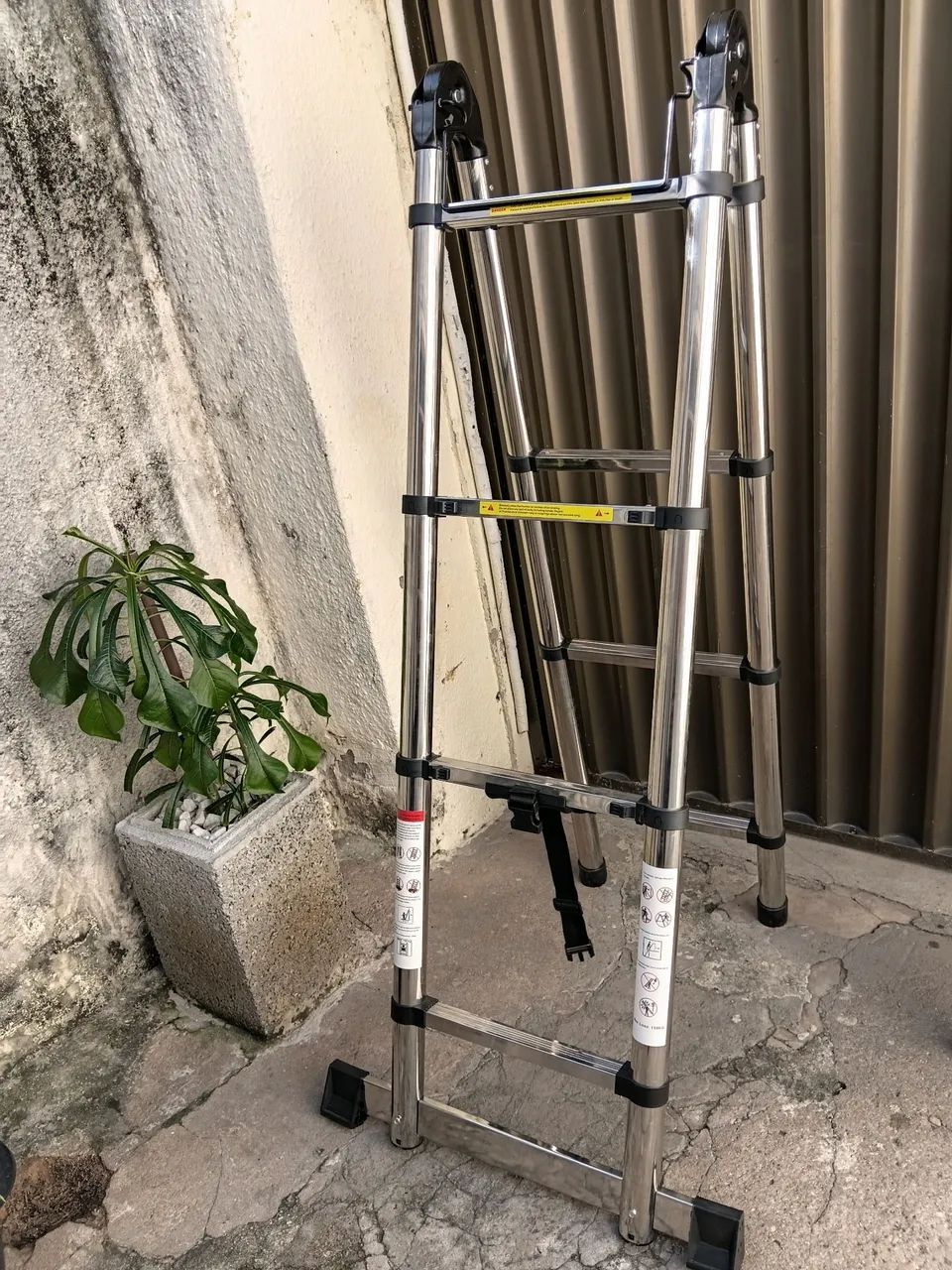 Escada telescópica  - Foto 3
