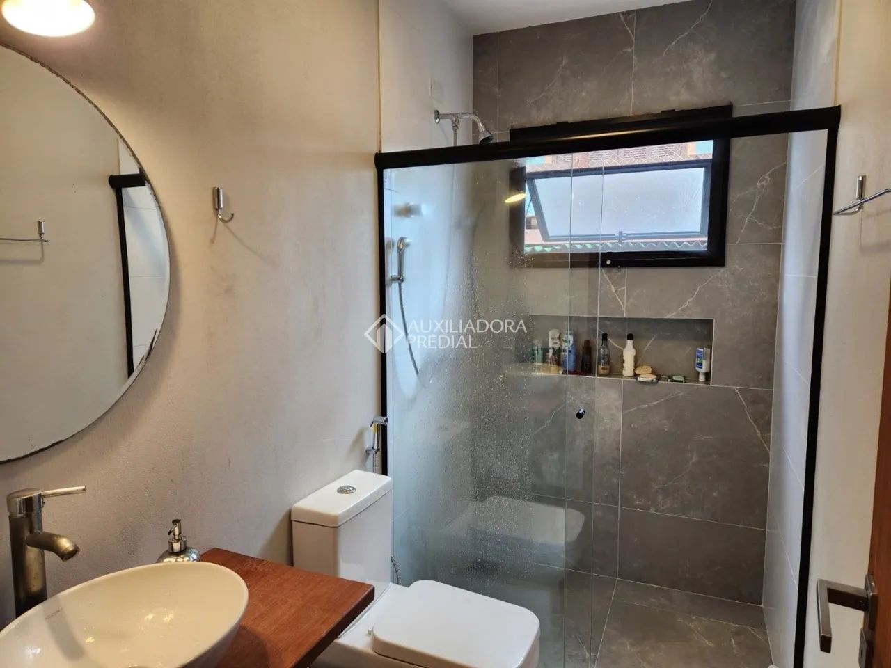 Casa à venda nos Açores com terreno amplo de 395 m² - Foto 3