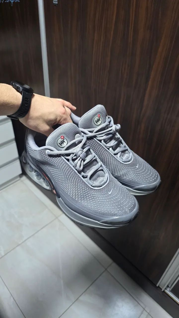 Air max Dn Particle Gray