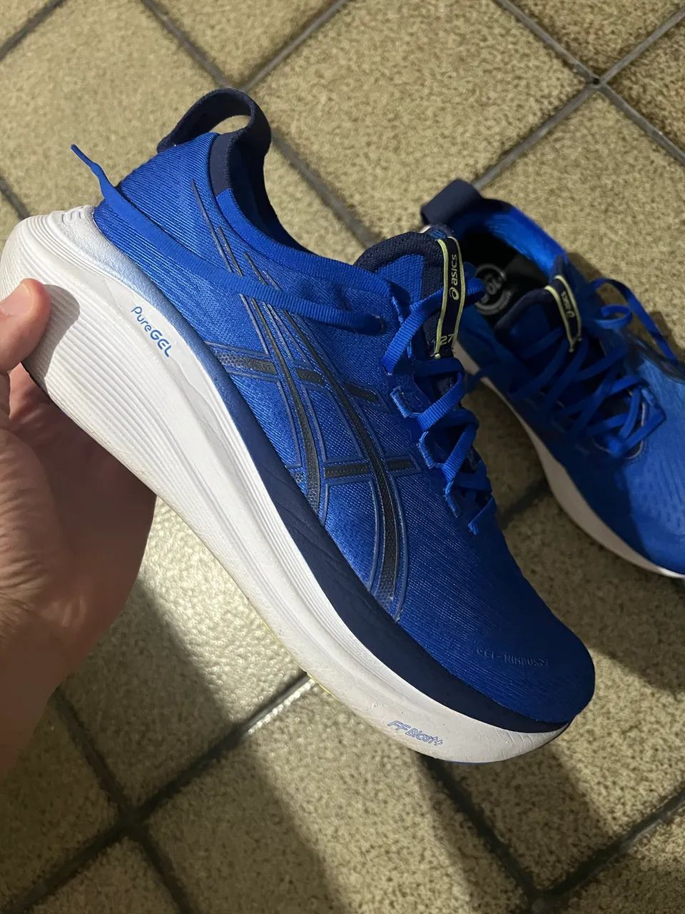 Asics nimbus 27 - Foto 3