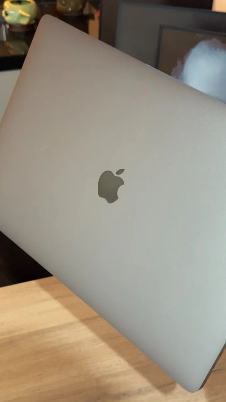MacBook Pro 2019 | 16GB Ram | Intel Core i7 | 512GB SSD | 16 Pol