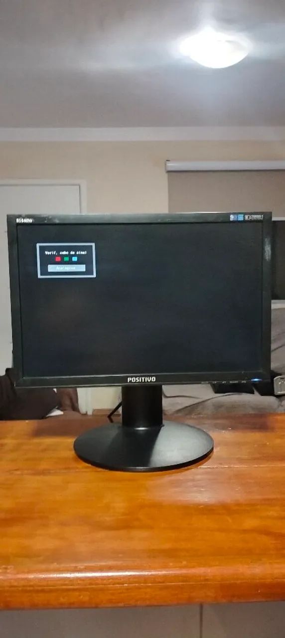 Monitor Positivo 19" LCD VGA e DVI-D