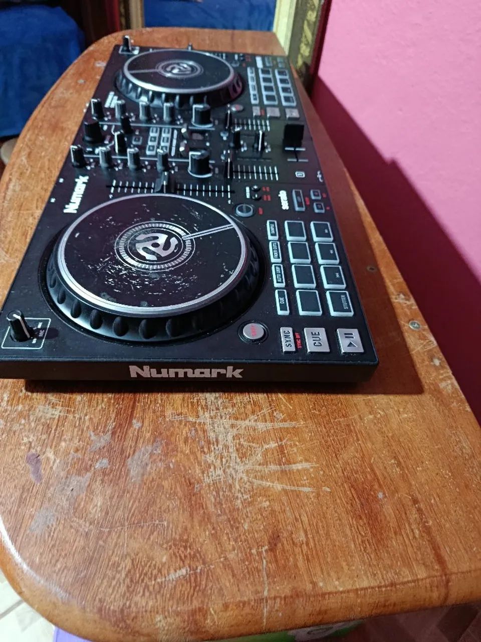 Vendo controladora numark  - Foto 2
