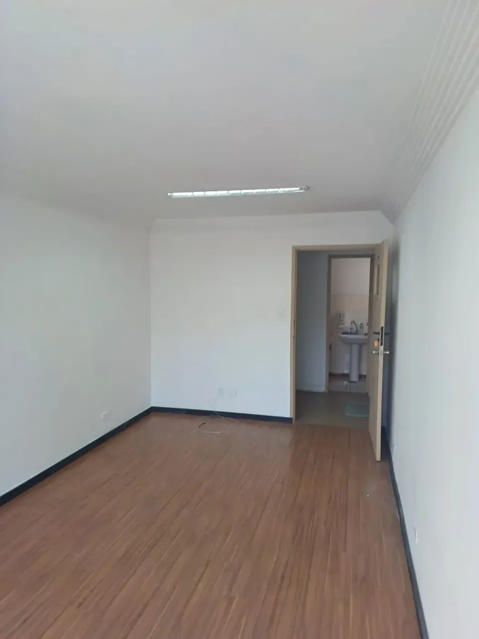Sala comercial com ar condicionado em andar alto - Foto 4
