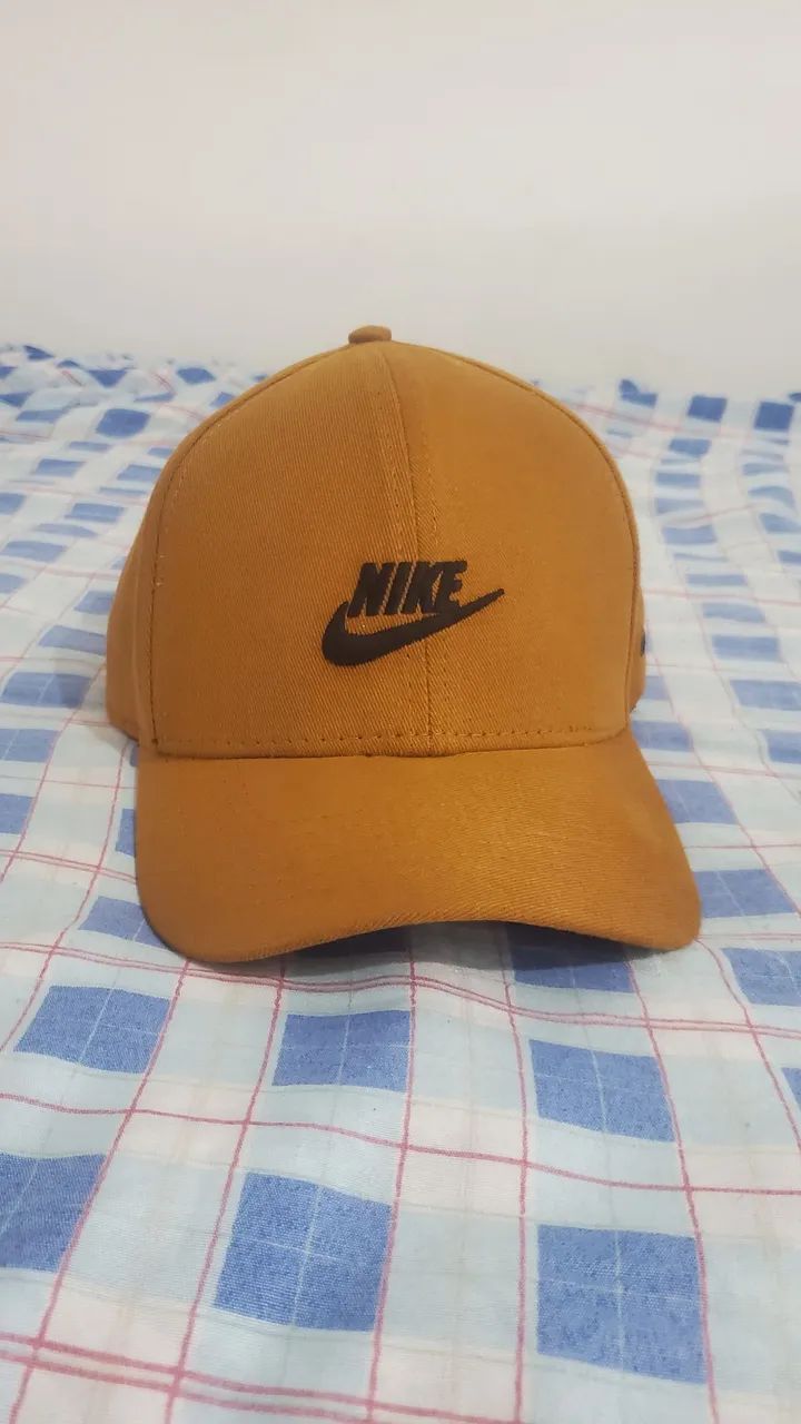 Boné Nike caramelo/marrom - Foto 4