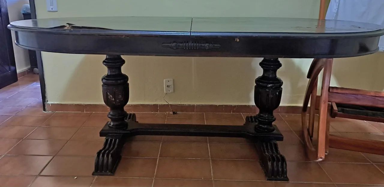 Cadeira de Balanço e Mesa de Jantar - Foto 4