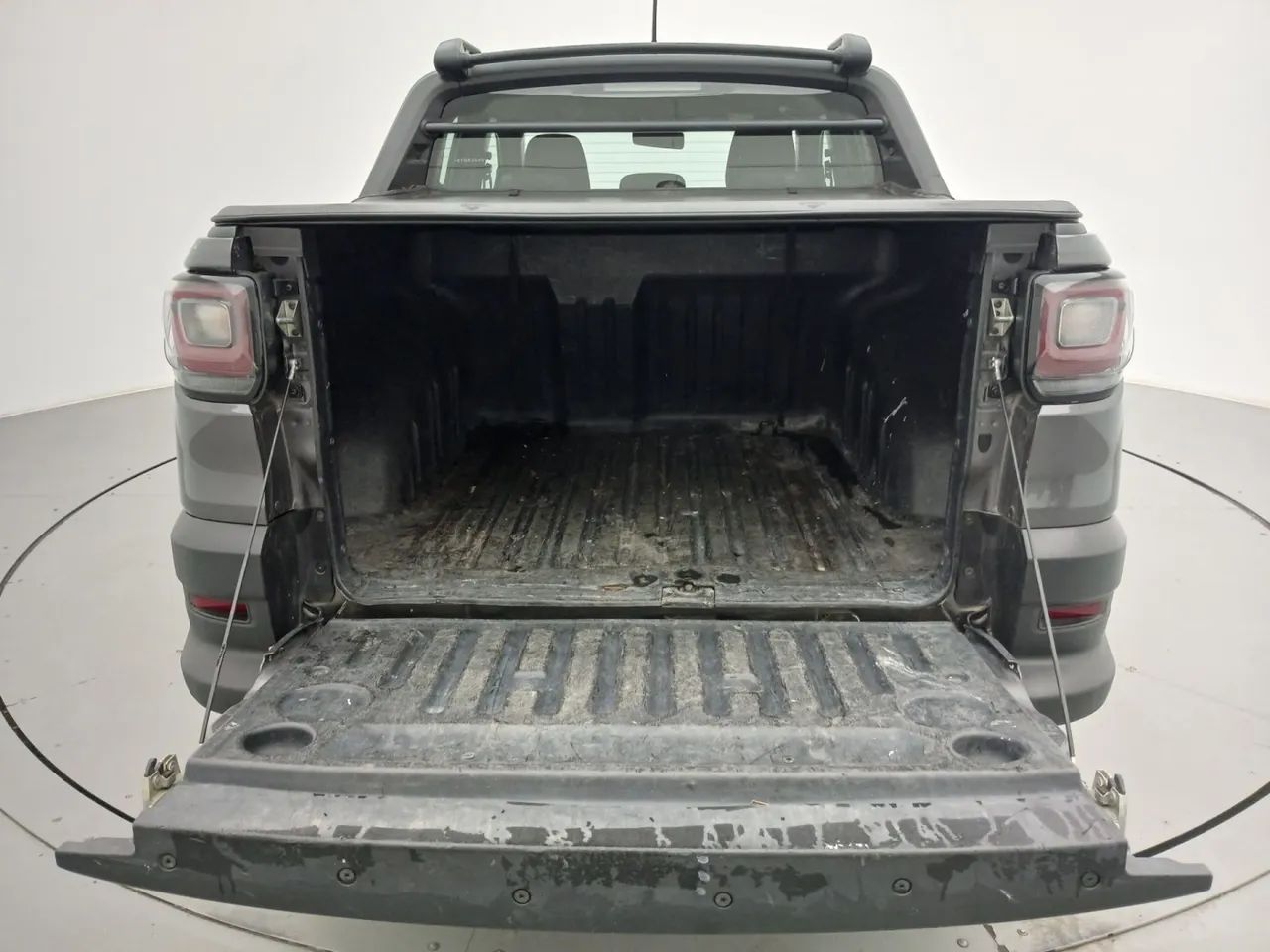 Fiat Strada Freedom 1.3 Flex 8V CD, foto 9 de 18